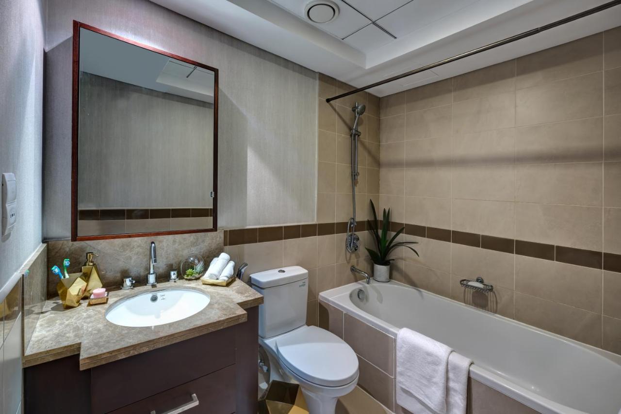 Durrani Homes - Designer 2Br Apt With Stunning Burj Khalifa And Fountain View Dubai Exterior foto
